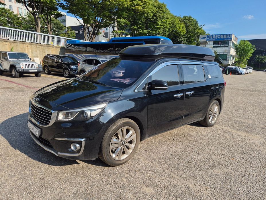 Kia Canival