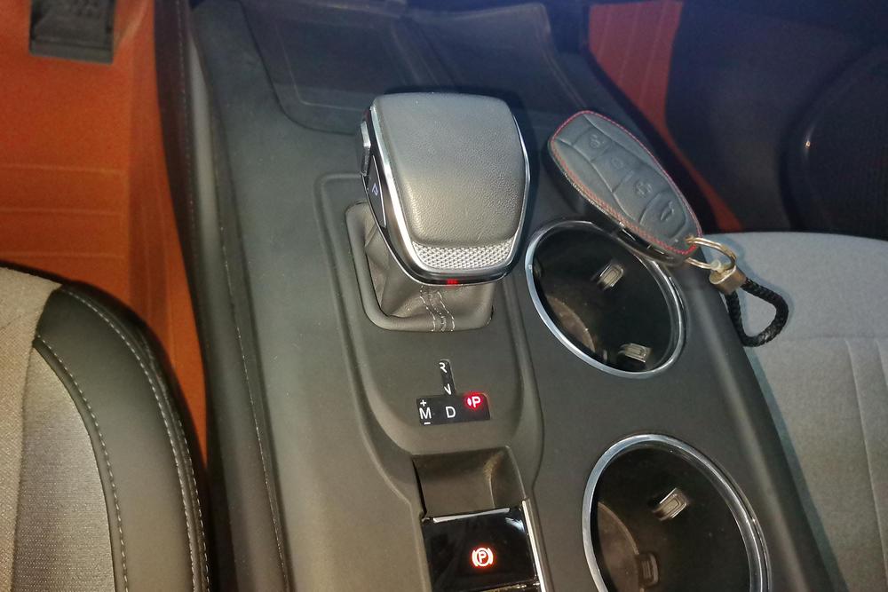 Hongqi Hongqi HS3
