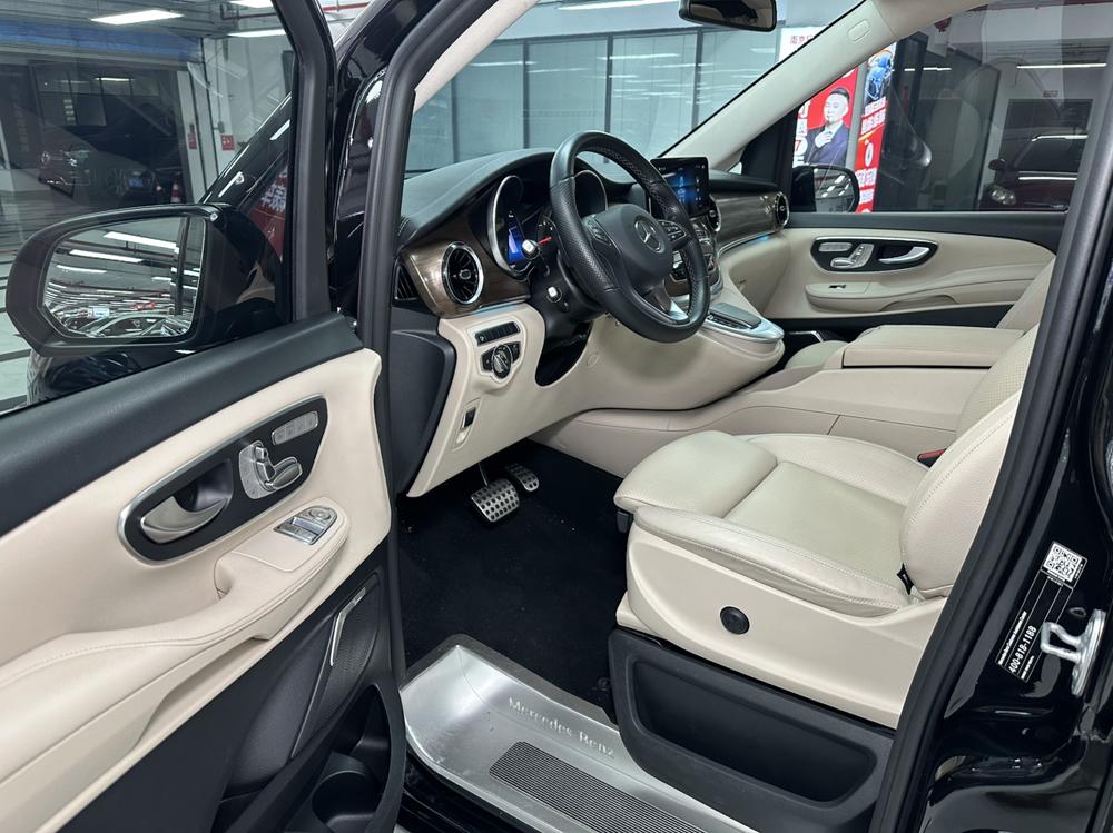 Mercedes-Benz Mercedes-Benz V-Class