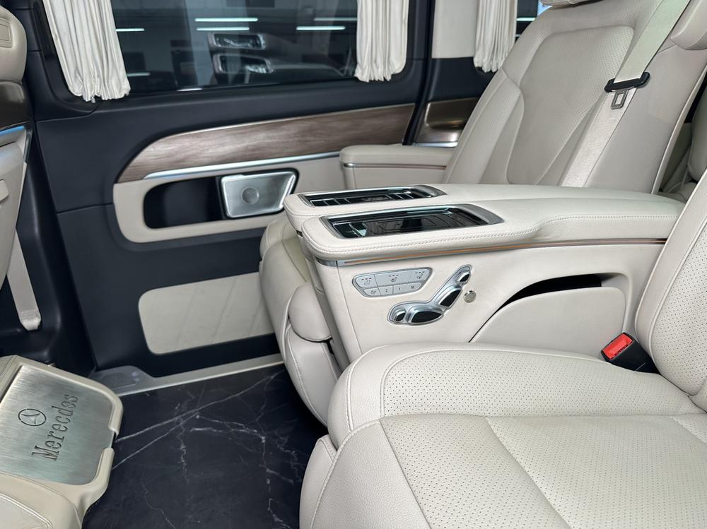 Mercedes-Benz Mercedes-Benz V-Class