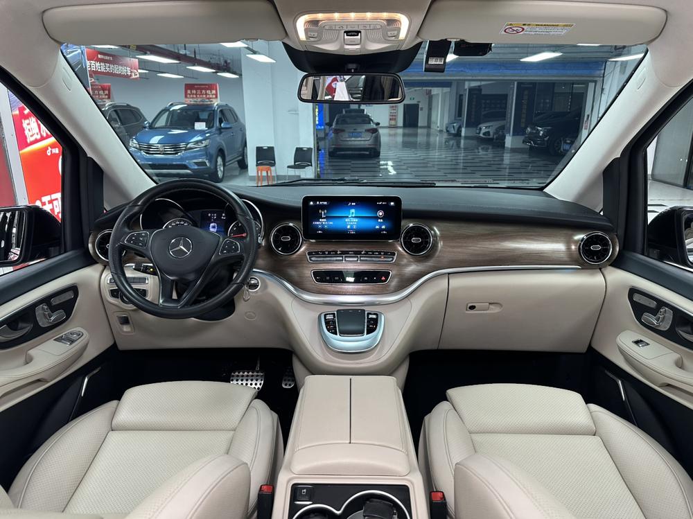 Mercedes-Benz Mercedes-Benz V-Class
