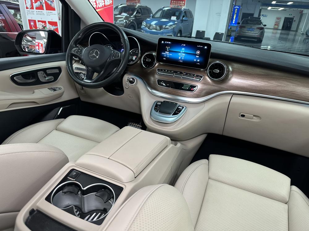 Mercedes-Benz Mercedes-Benz V-Class