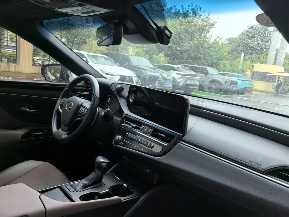 Lexus Lexus ES