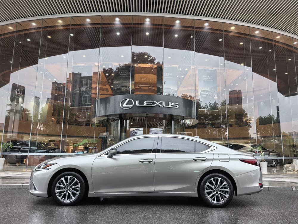 Lexus Lexus ES