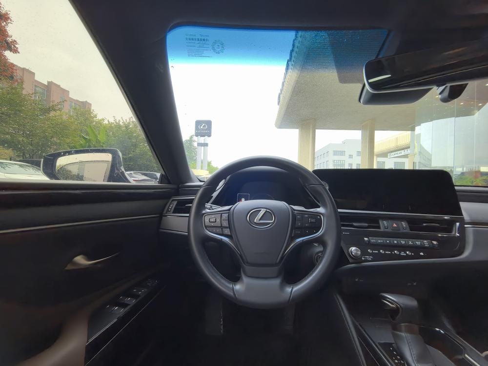 Lexus Lexus ES