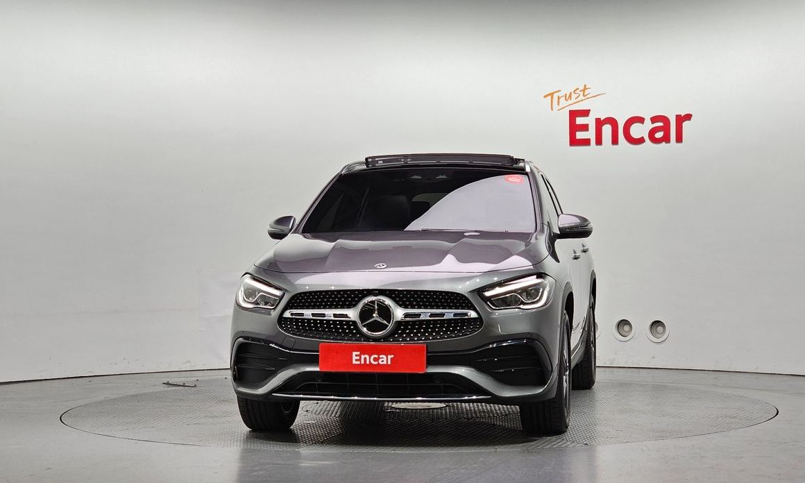 Mercedes-Benz GLA-Class
