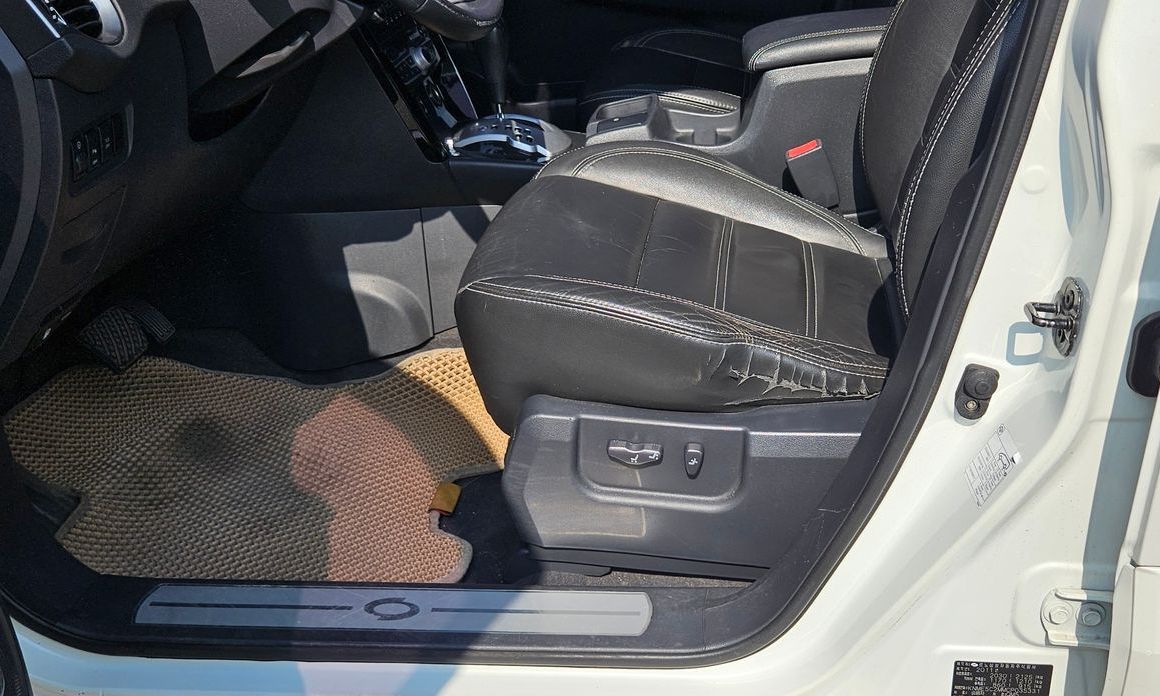 Renault QM5