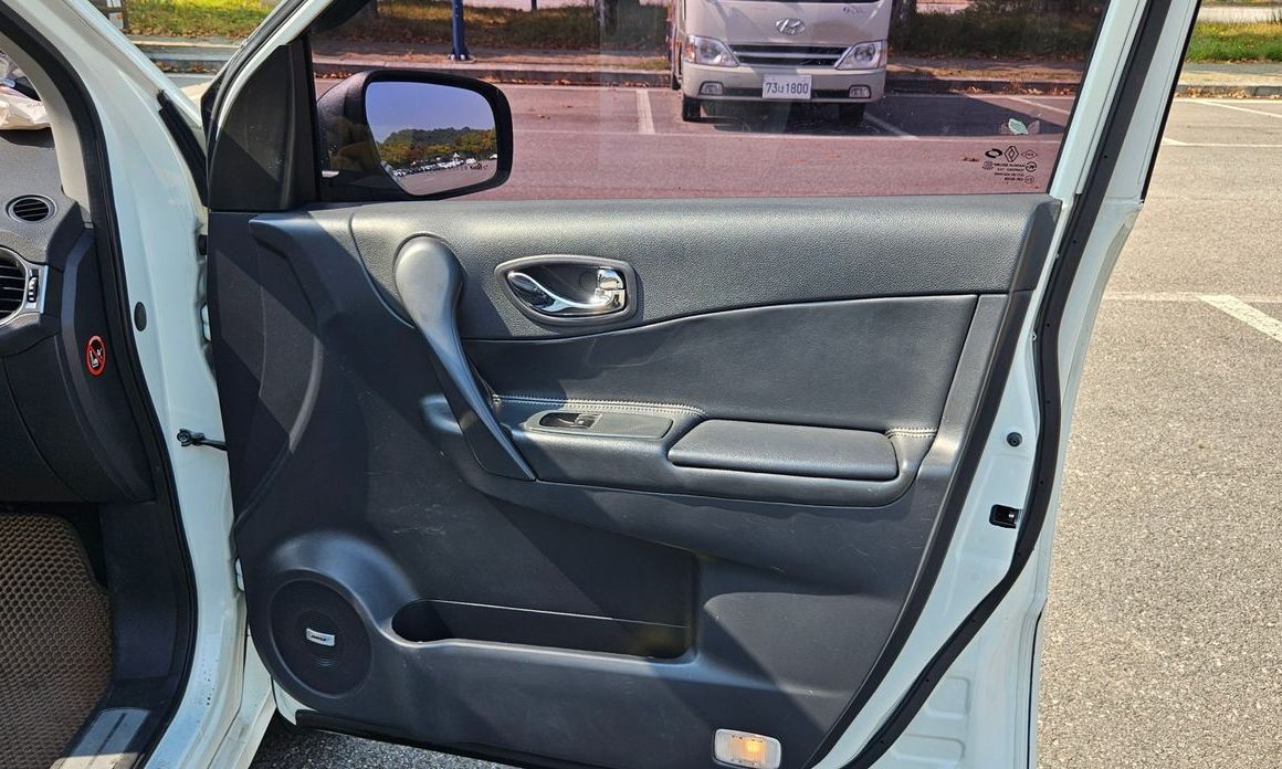 Renault QM5
