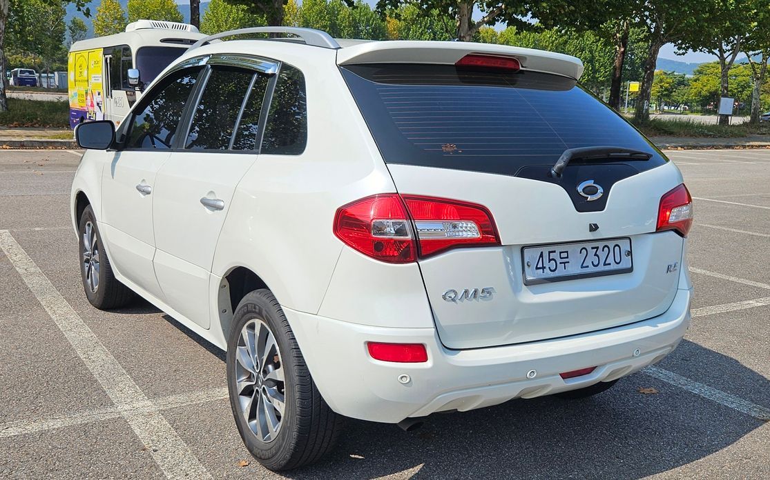 Renault QM5