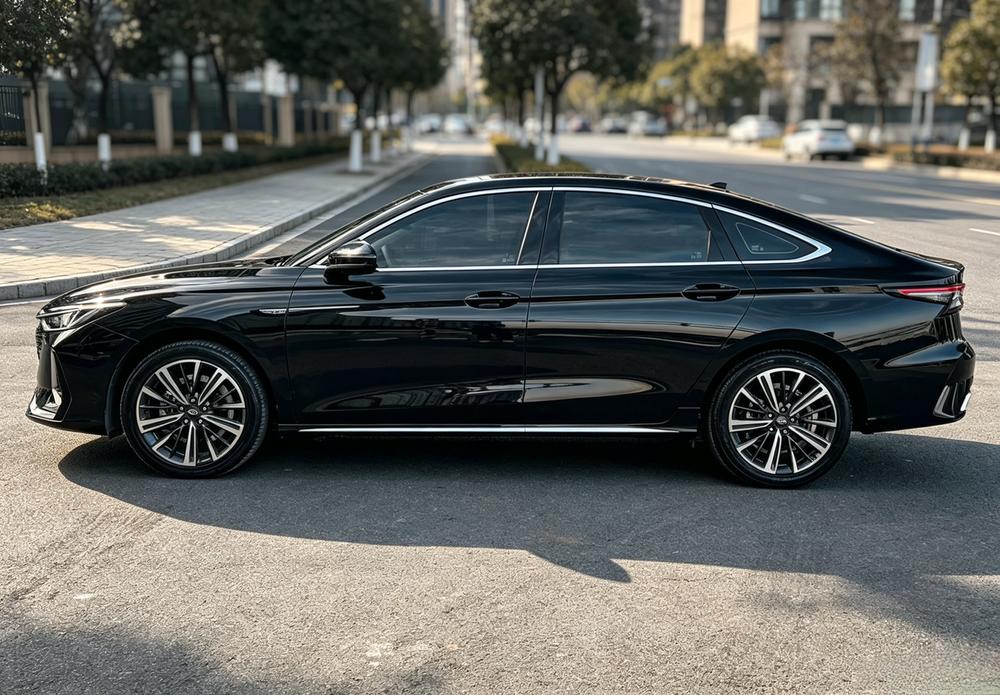 Chery Arrizo 8
