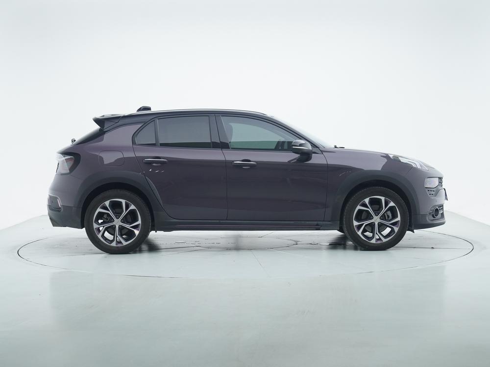 Lynk Lynk & Co 02