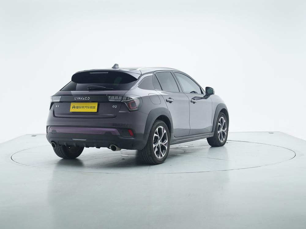 Lynk Lynk & Co 02