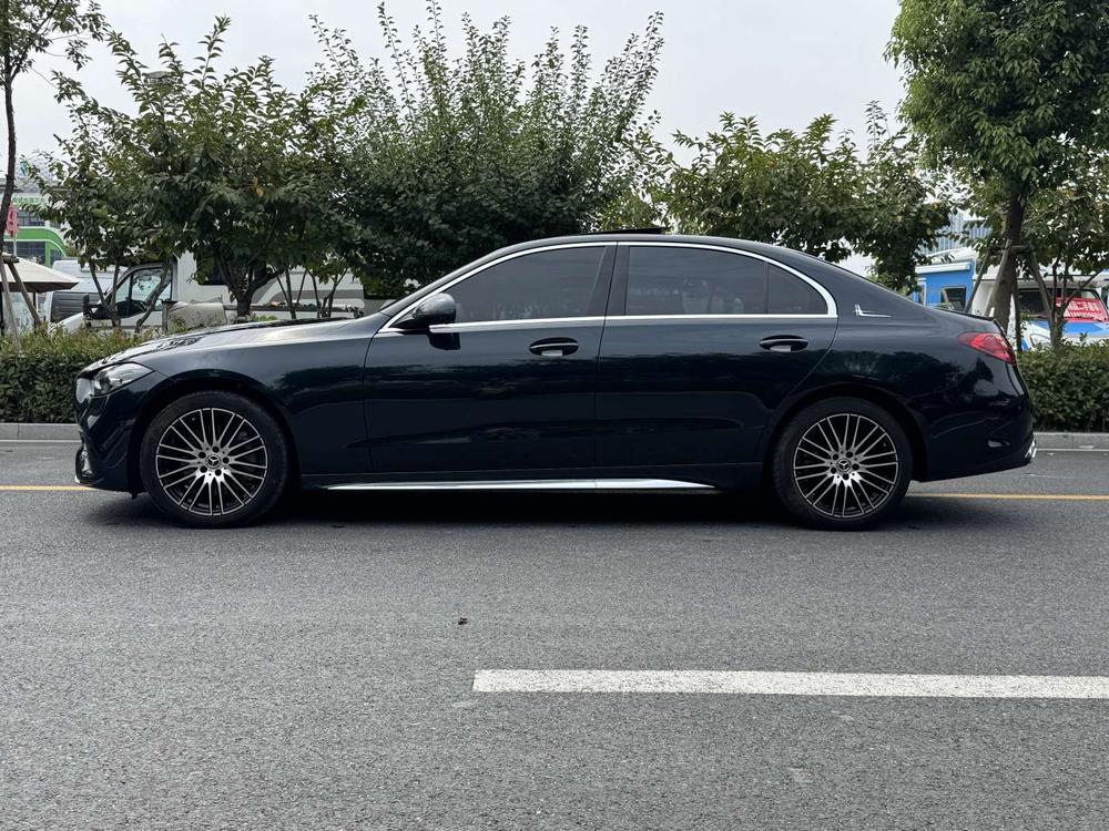 Mercedes-Benz Mercedes-Benz C-Class