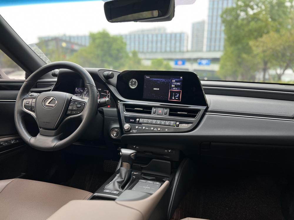 Lexus Lexus ES