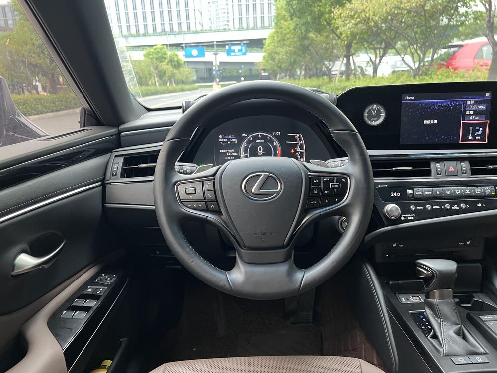 Lexus Lexus ES