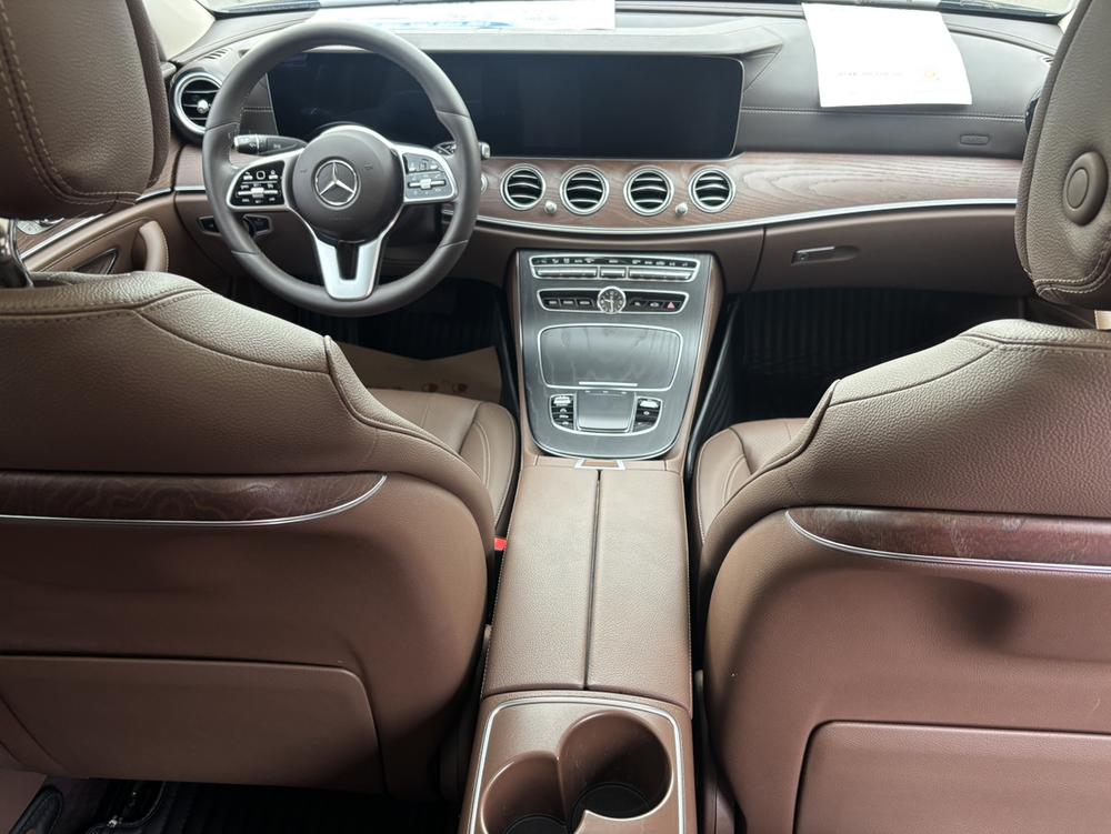 Mercedes-Benz Mercedes-Benz E-Class