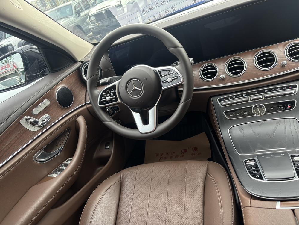 Mercedes-Benz Mercedes-Benz E-Class