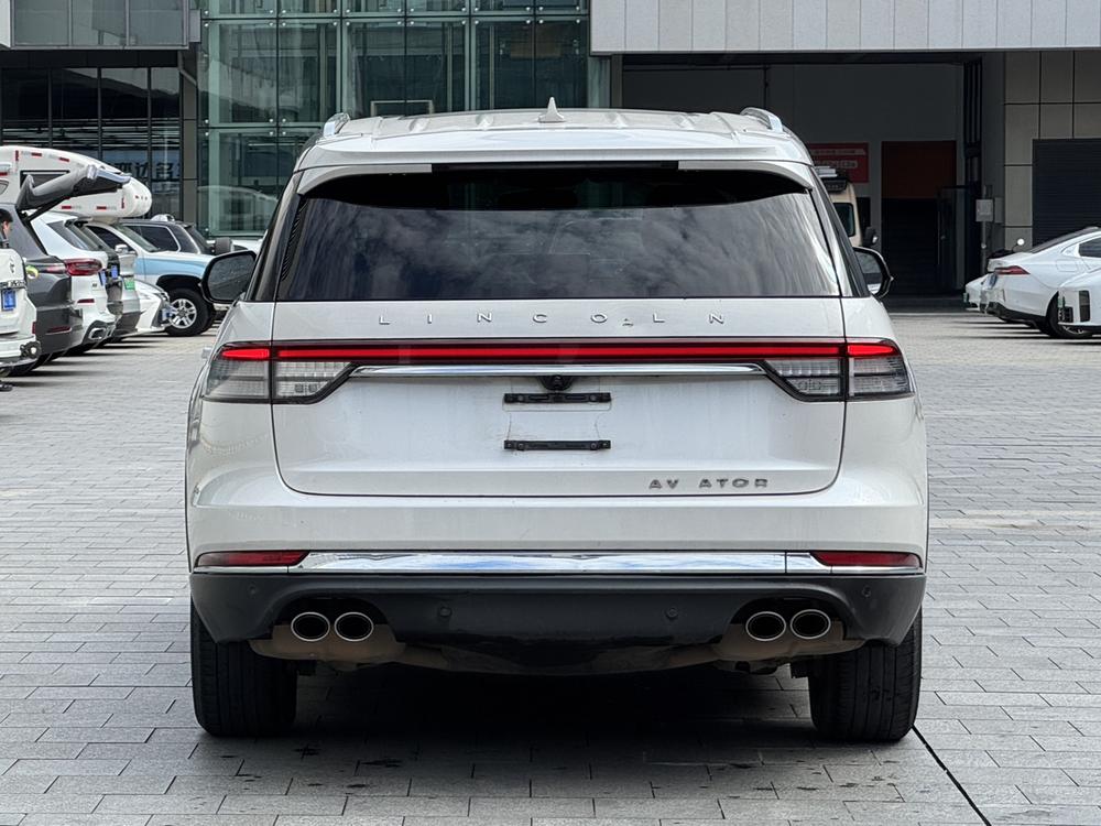 Lincoln Aviator