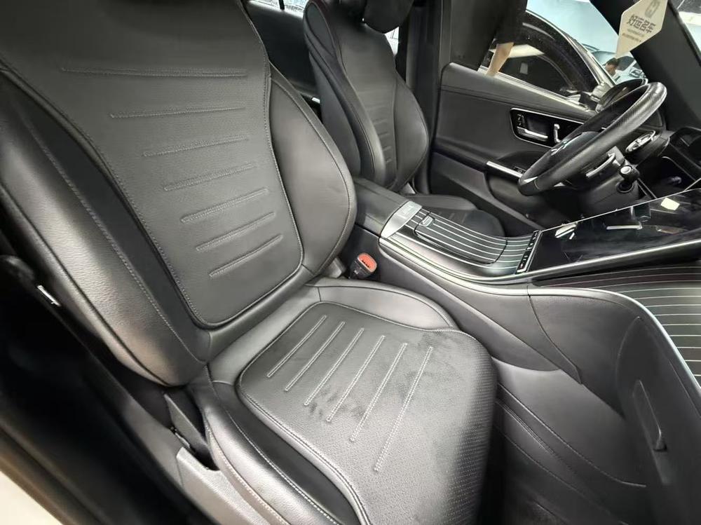 Mercedes-Benz Mercedes-Benz C-Class