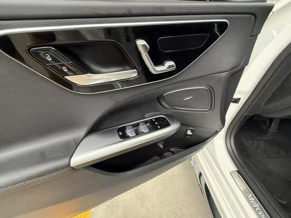 Mercedes-Benz Mercedes-Benz C-Class