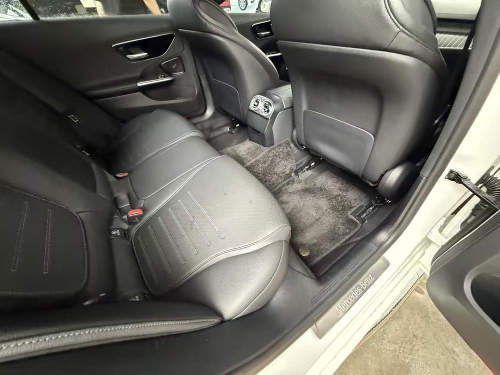 Mercedes-Benz Mercedes-Benz C-Class