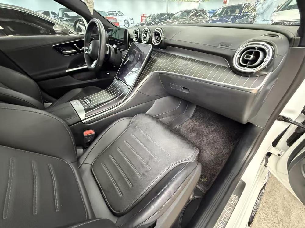Mercedes-Benz Mercedes-Benz C-Class