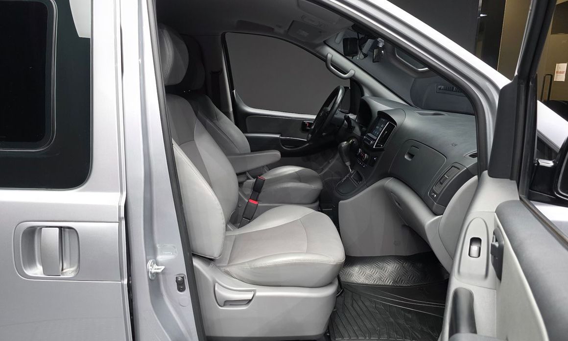 Hyundai Starex