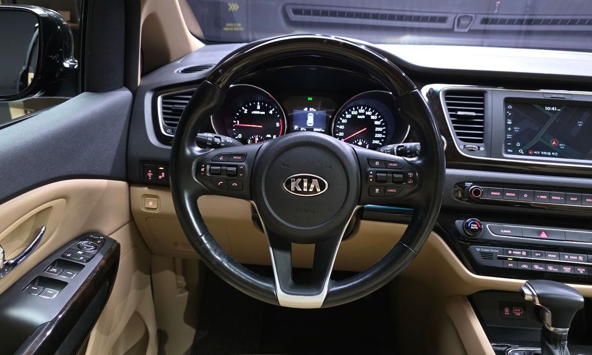 Kia Canival