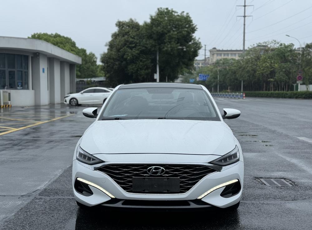 Hyundai Lafesta
