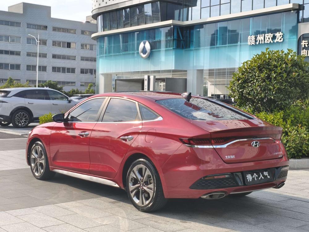 Hyundai Lafesta