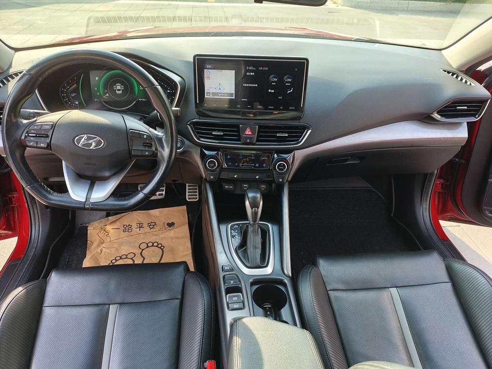 Hyundai Lafesta