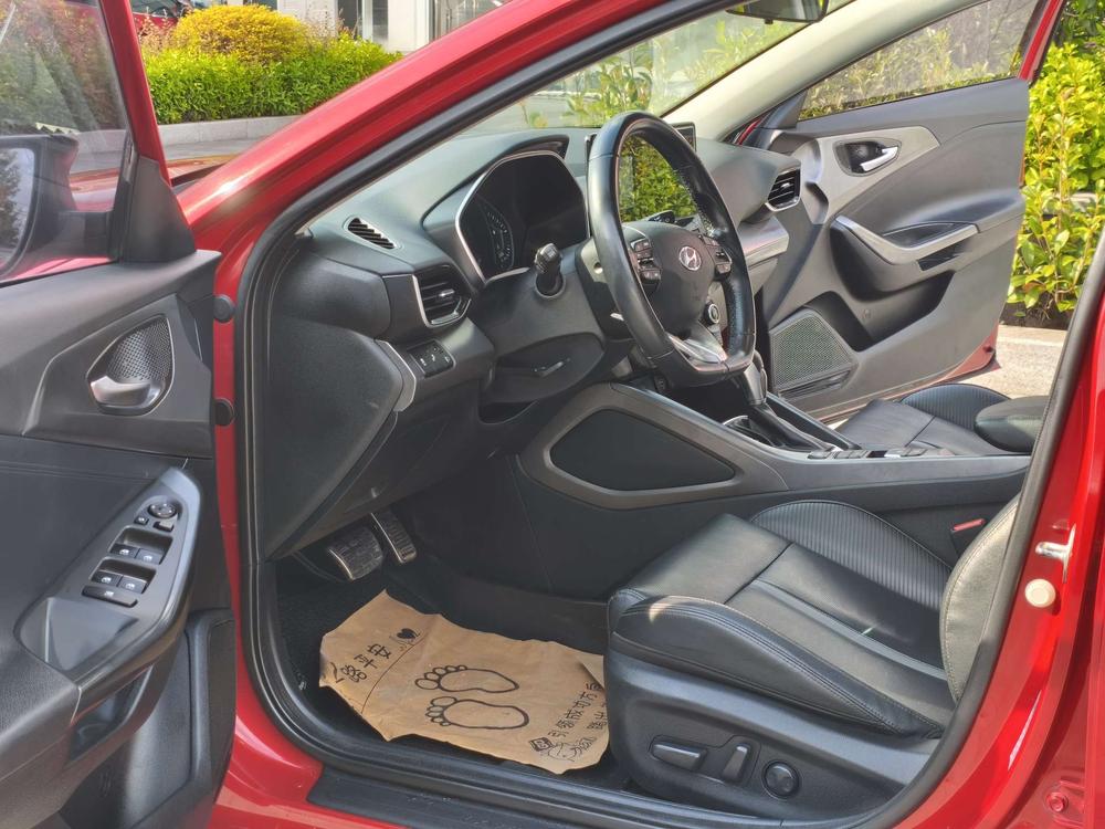 Hyundai Lafesta