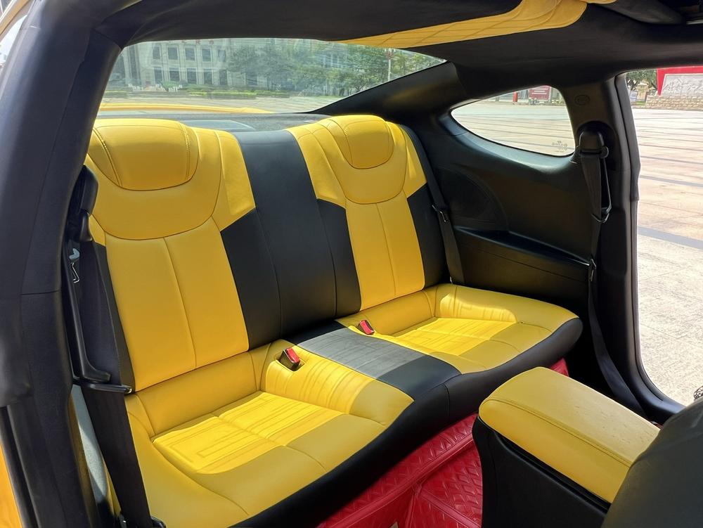 Hyundai Rohens-Coupe