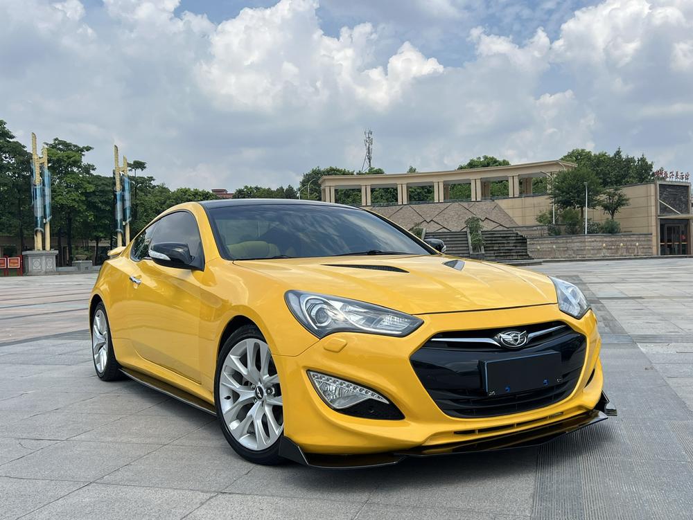 Hyundai Rohens-Coupe