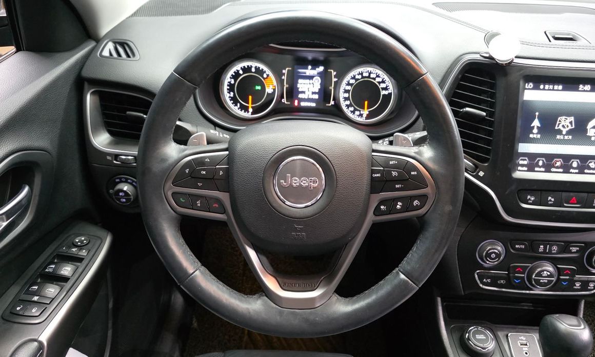 Jeep Cherokee