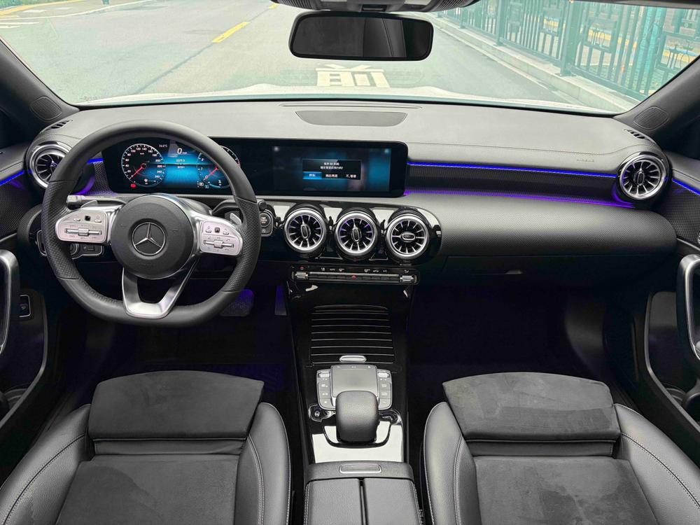 Mercedes-Benz Mercedes-Benz A-Class