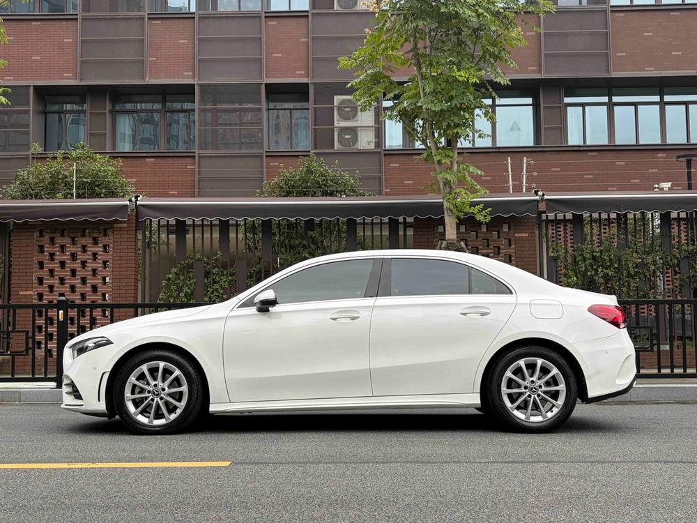 Mercedes-Benz Mercedes-Benz A-Class