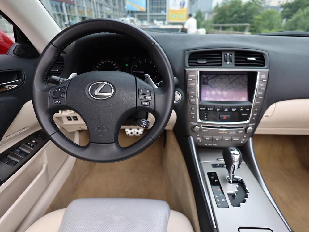 Lexus Lexus IS