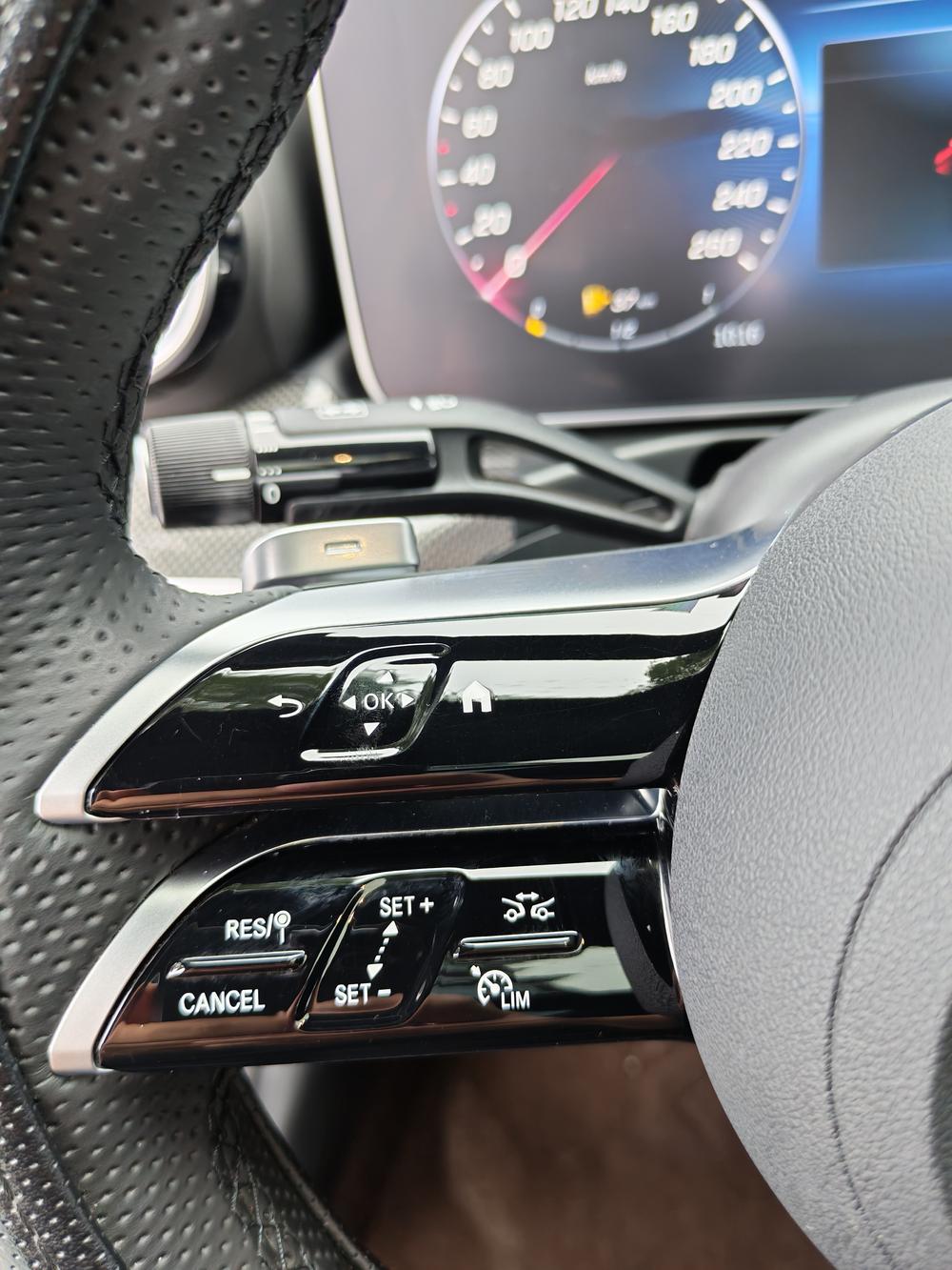 Mercedes-Benz Mercedes-Benz C-Class