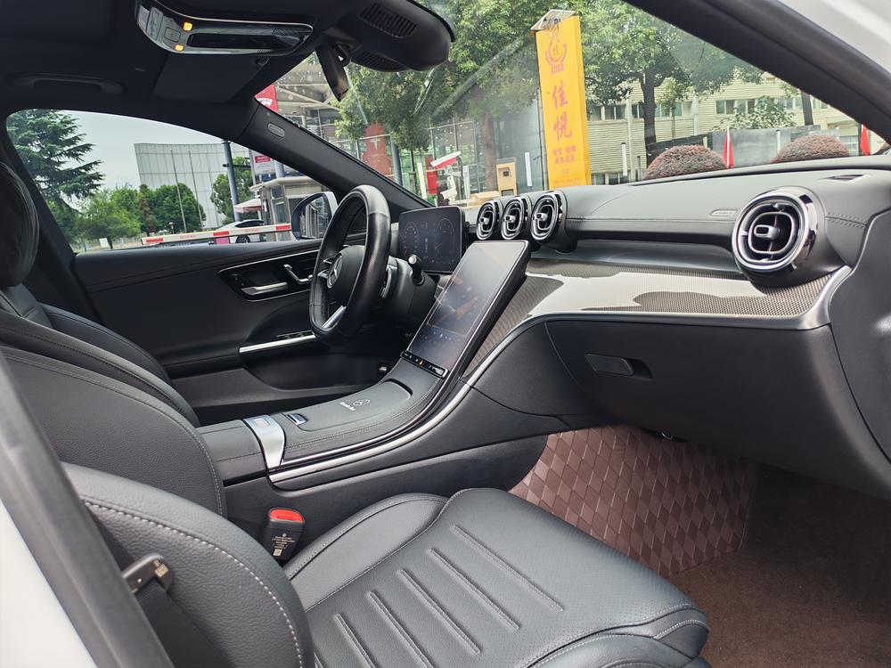 Mercedes-Benz Mercedes-Benz C-Class