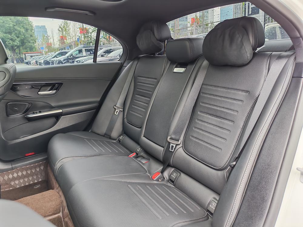 Mercedes-Benz Mercedes-Benz C-Class
