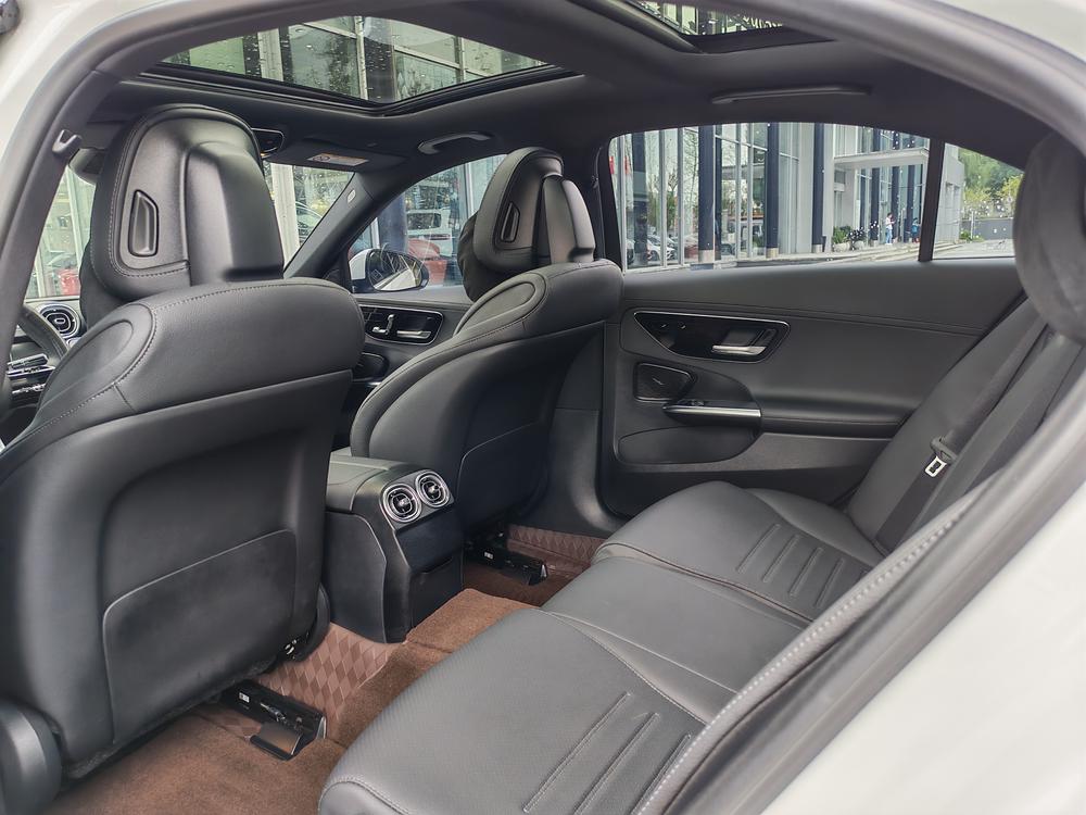 Mercedes-Benz Mercedes-Benz C-Class