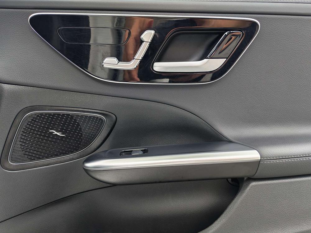 Mercedes-Benz Mercedes-Benz C-Class