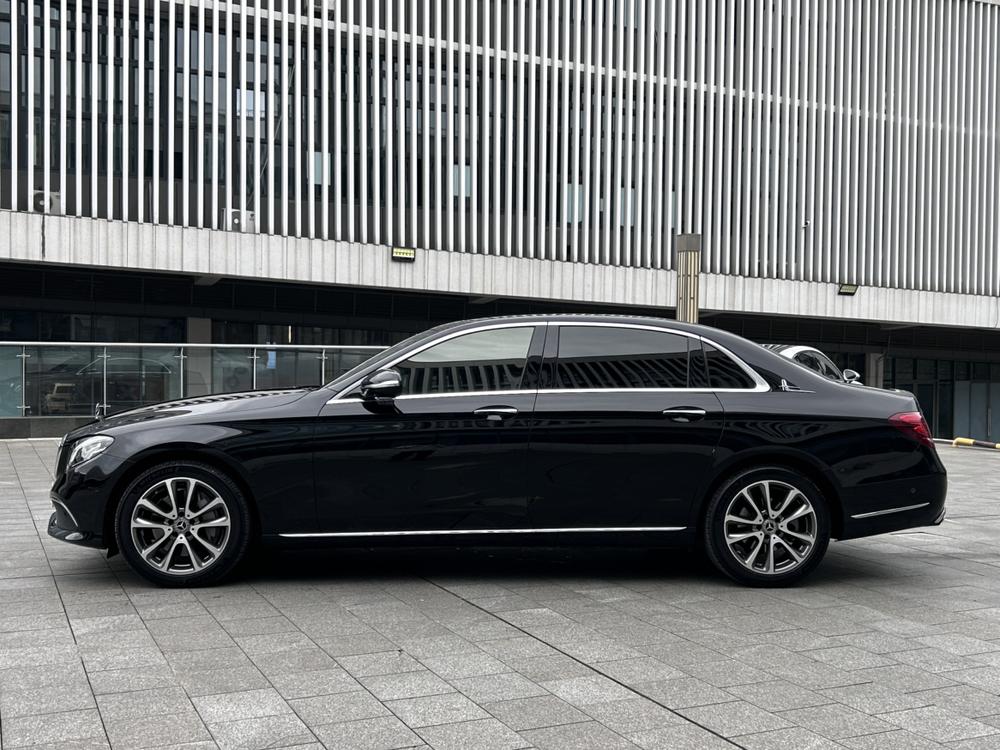 Mercedes-Benz Mercedes-Benz E-Class