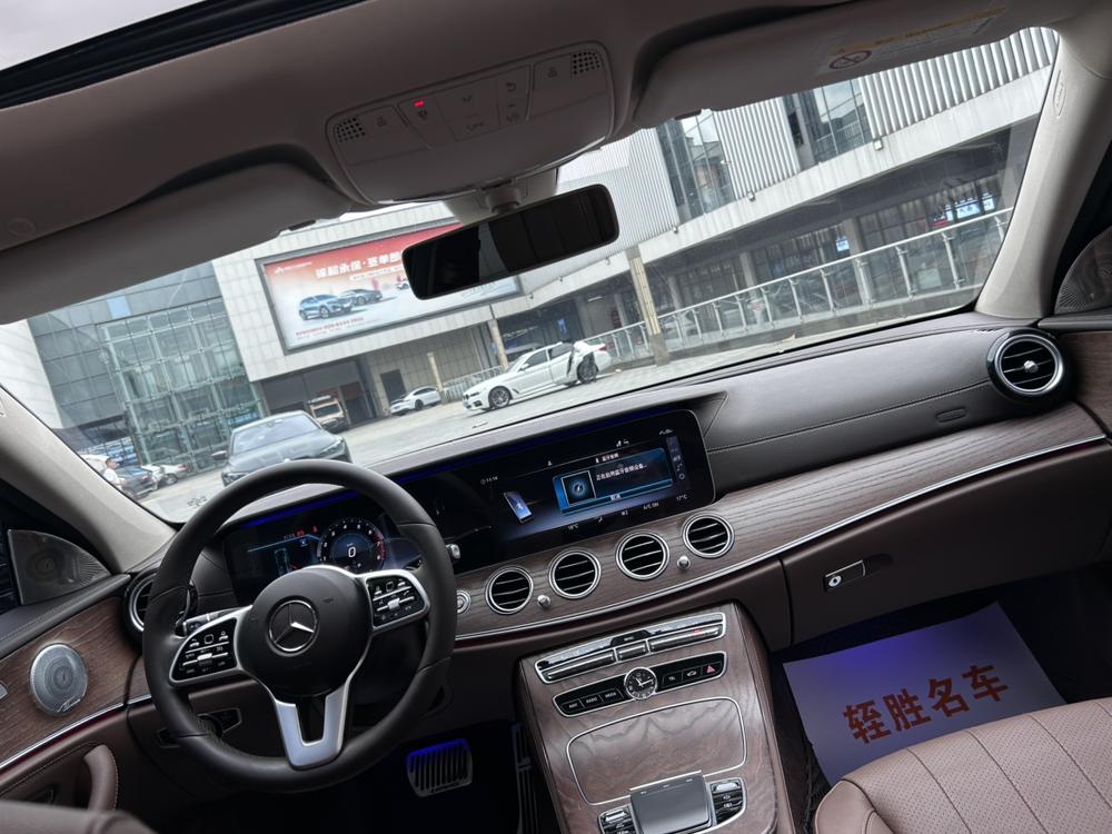 Mercedes-Benz Mercedes-Benz E-Class