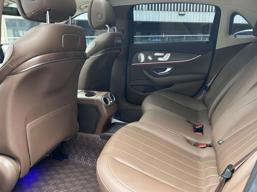 Mercedes-Benz Mercedes-Benz E-Class