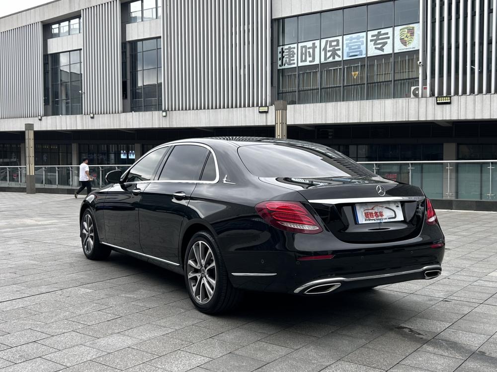 Mercedes-Benz Mercedes-Benz E-Class