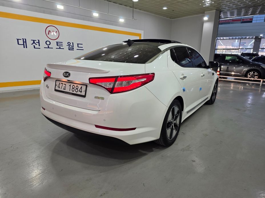 Kia K5