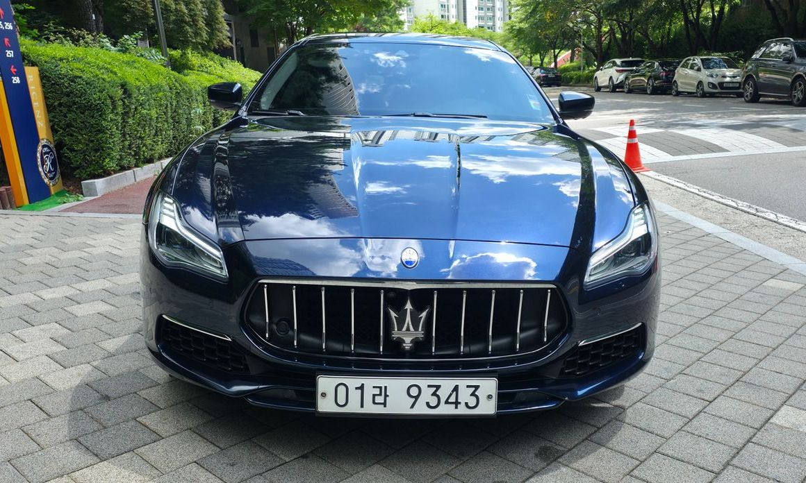 Maserati Quattroporte