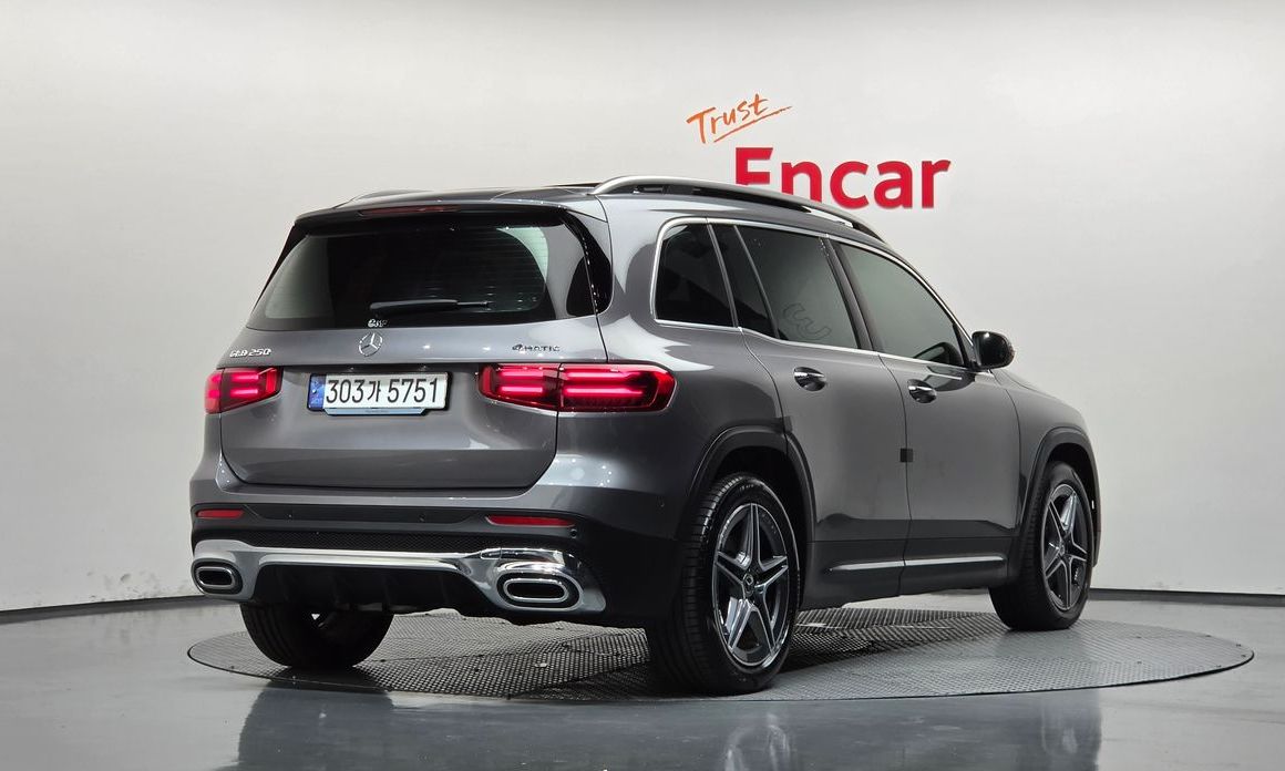 Mercedes-Benz GLB-Class